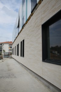Agence AIA Architecture à Lyon / Clinique Capio à Bayonne - Briques béton Am90