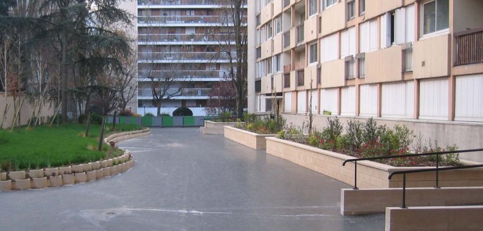 Jardinière en secteur Collectif / Claisse Bâtiment (Chevilly-Larue 94) Blocs ELCO Alvéolés