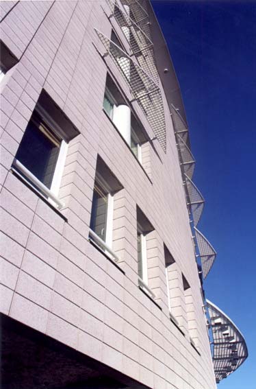 Holiday-Inn / DBA Architecture à Boulogne-Billancourt (92) - Blocs Architectoniques ELCO