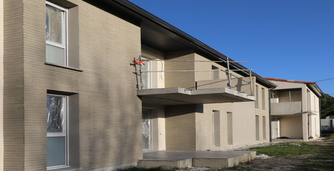 Résidence Ginestou à Toulouse : Dompnier Lamaire Architecte (31) - Altarea Cogedim (31) - 420 m² Plaquettes BlocStar Ac19