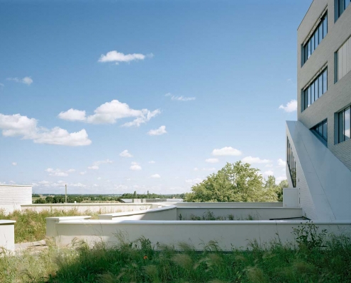 Bâtiment de Physique Université à Orsay : DBL Architecture à Paris (75020) - 3.500m² Briques BlocStar As100 à montage à Sec