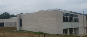 810 m² Briques Am90 à Maconner Parement lisse Blanc Pyrénée / Joint Horizontal tiré au Fer
