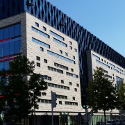 Bâtiment de Bureaux V2c à Boulogne-Billancourt (92) : KCAMP Architecture à Rotterdam - 2.600 m² de Briques Mbi parement Clivé