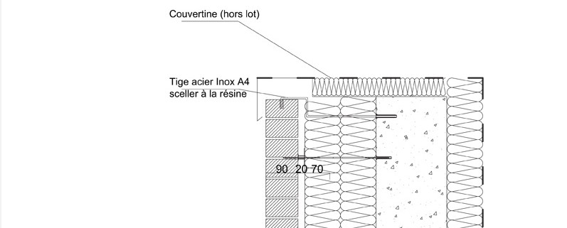 Recouvrement en tete de mur par une couvertine