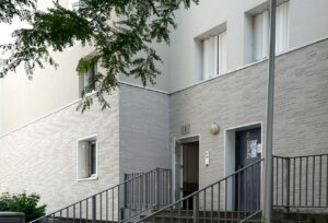 Salvador Alliende à Ile-st-denis (93) - A&B architectes / PMCR ING (75) Immobilière 3F (75) - 1300 m² de briques BlocStar Am90