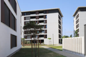 Grand-Angle, Zac-Andromède à Blagnac : G.G.R. Architecte (31) Altarea Cogedim (31) – 5850m² Briques BlocStar Am90 et AmR210