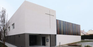 Eglise St Joseph à Montigny les Cormeilles (95) - Enia Architectes (93) - 640 m² de briques BlocStar Am90 et Plaquettes Ac19