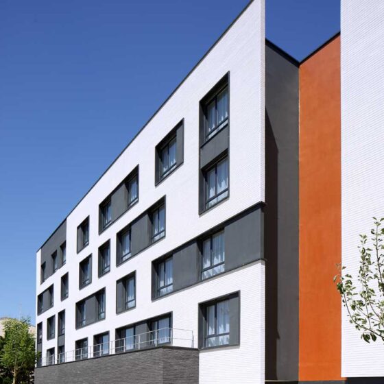Logements 151 à Pierrefittes-sur-Seine (93) - Valéro Gadan (75) - Adoma (75) - 3850 m² Plaquettes BlocStar AC19