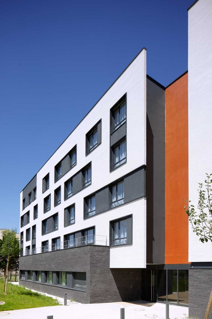 Logements 151 à Pierrefittes-sur-Seine (93) - Valéro Gadan (75) - Adoma (75) - 3850 m² Plaquettes BlocStar AC19