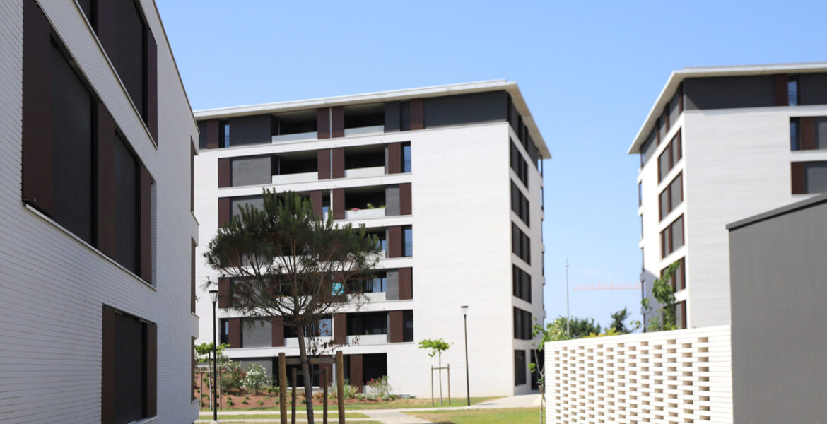 Grand-Angle, Zac-Andromède à Blagnac : G.G.R. Architecte (31) Altarea Cogedim (31) – 5850m² Briques BlocStar Am90 et Am 180