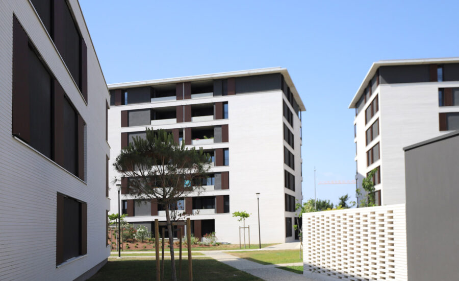 Grand-Angle, Zac-Andromède à Blagnac : G.G.R. Architecte (31) Altarea Cogedim (31) – 5850m² Briques BlocStar Am90 et Am 180