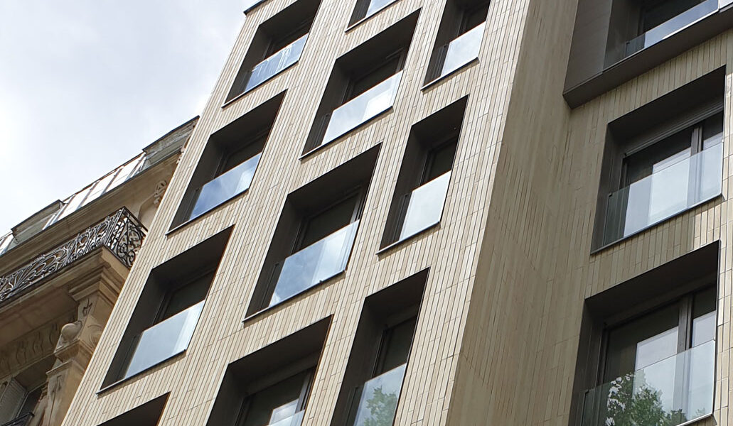 Logements Mistral (75) Inspace Architecture (75) Demathieu & Bard Immobilier (94) - 220m² Plaquettes BlocStar Ac19 en Pose Verticale