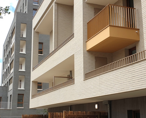 125 Logements a Romainville (93) Brenac et Gonzalez (75) - 2200m² Briques BlocStar Am90 et Plaquettes Ac19