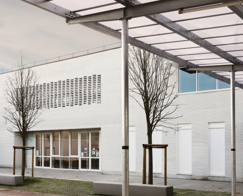 Collège Léon Cazeneuve à Isle en Dodon (31) - C+2B Architecture (31) - 2500 m² de Briques BlocStar Am90