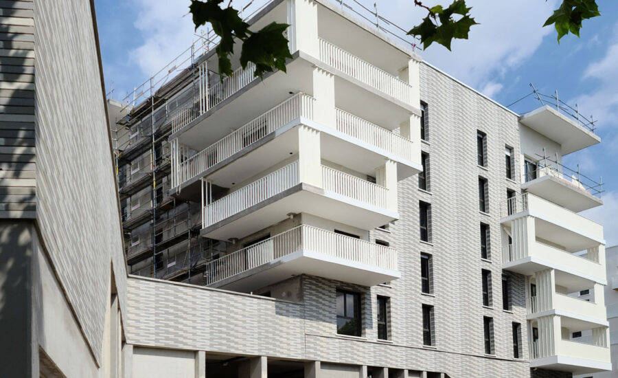 Logements à Romainville (93) - MFR architectes (75) - Nexity (75) et Eiffage Immobilier (78) - 2600 m² de Plaquettes Ac19