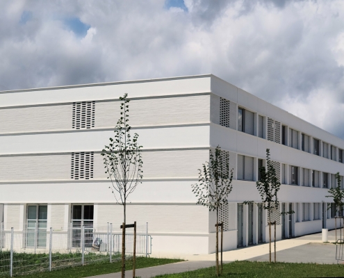 Groupe scolaire Sainte Geneviève à St Jory (31) - Taillandier architectes (31) - Ogec(31) - 500 m² de Plaquettes Ac19