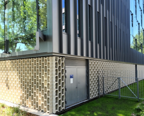 Gerland Immeuble de Bureaux EKLAA à Lyon (69) AFAA Architecture (69) AMSE France (13) - 550 m² de Bloc Béton en H