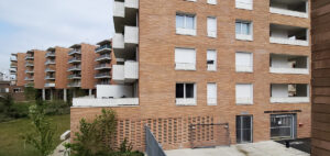 Cour Magenta à Toulouse: Taillandier Architectes (31) et Scalènes Architectes (31) – 4900m² Plaquettes BlocStar Ac19