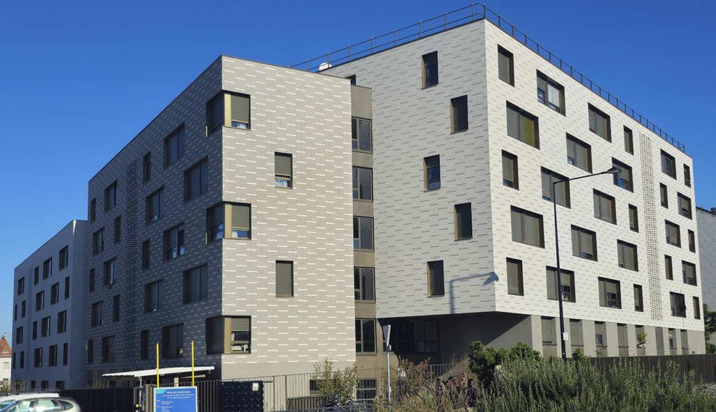 225 Logements à Champigny sur Marne (94) - AAt Architectes Tequi (75) - 3F Résidences (94) - 1327 m² de Plaquettes Ac19 et Briques AmR140 en béton BlocStar