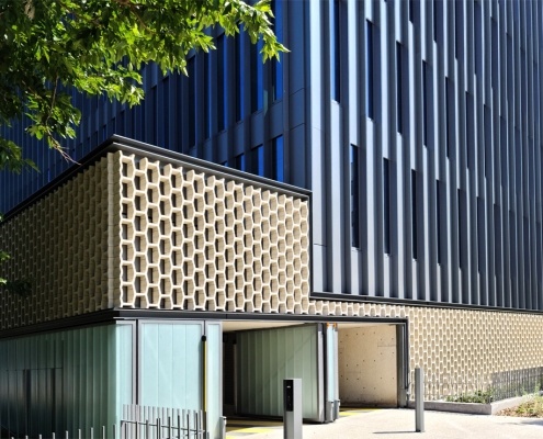 Gerland Immeuble de Bureaux EKLAA à Lyon (69) AFAA Architecture (69) AMSE France (13) - 550 m² de Bloc Béton en H