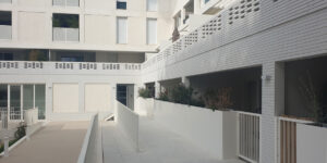 Cosmopoly - Zac Eureka à Castelnau le Lez (34) - Taillandier Architectes (31) - 1900 m² de Briques BlocStar Am70, AmR210 et Plaquettes Ac19 Lisses et Clivées