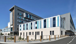 Clinique « Capio » à Bayonne (64) – AIA architecture Lyon (69) – Capio (69) – 1.800m² Briques BlocStar Am90
