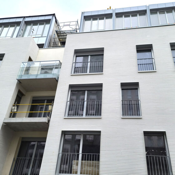 85 Logements rue Oberkampf (75) - Brossy et Associés (75) - Emerige (75) - 1650 m² d'isosystems et de Plaquettes BlocStar Ac19
