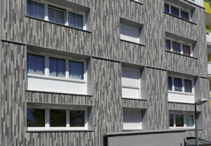 Villa Jean-Charles à Asnières sur Seine (92) - Denis HUERRE Architecte (75) - Seqens (92) - 1700 m² de Panneaux IsoSystems BlocStar en pose verticale