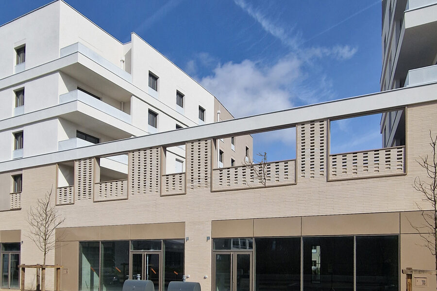 Grigny Coeur de ville (91) - Cussac Architectes (75) - BATIGERE (92) IDF - 1700 m² de briques BlocStar AmR90, AmR140, AmR180 et Plaquettes BlocStar Ac19
