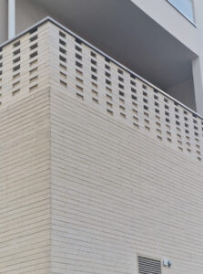 Grigny Coeur de ville (91) - Cussac Architectes (75) - BATIGERE (92) IDF - 1700 m² de briques BlocStar AmR90, AmR140, AmR180 et Plaquettes BlocStar Ac19