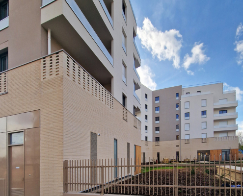 Grigny Coeur de ville (91) - Cussac Architectes (75) - BATIGERE (92) IDF - 1700 m² de briques BlocStar AmR90, AmR140, AmR180 et Plaquettes BlocStar Ac19