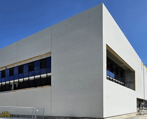 Campus Data Center Marne Est 2 (77) - ENIA architecture à Montreuil (93) - 5 700 m² Briques BlocStar AmR90