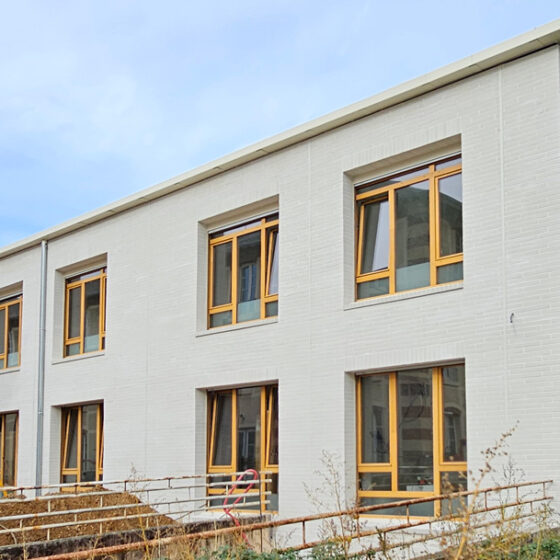 Restructuration de l'hôpital du Vésinet (78) - A26 (75) - 1650 m² de Plaquettes BlocStar Ac19 et Briques Am70