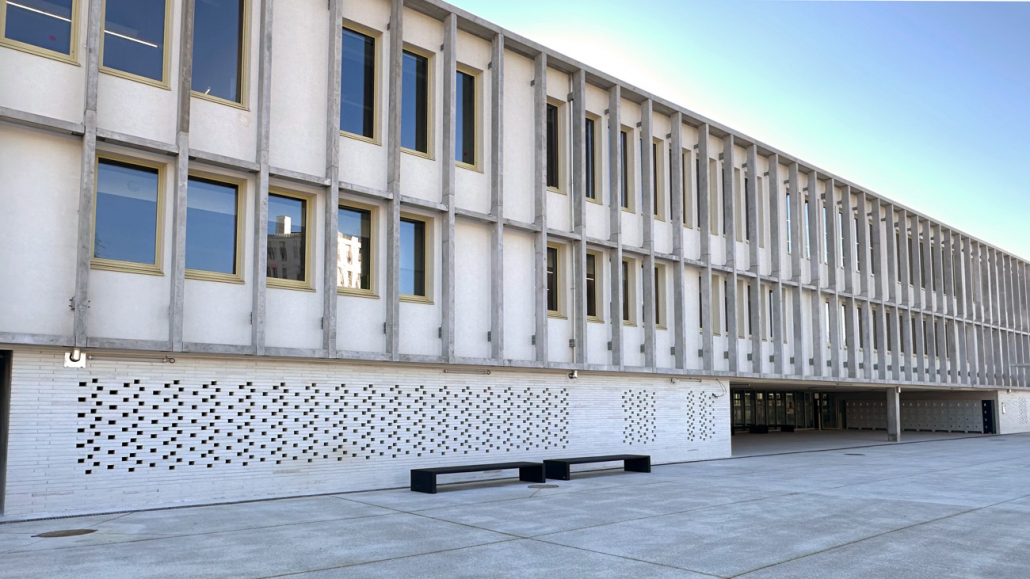 Collège 800 à Chelles (77) - BRS Architectes (75) - 646m² Briques Béton BlocStar AmR90 et AmR180