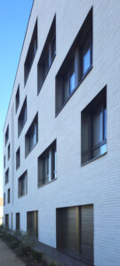 225 Logements à Champigny sur Marne (94) - AAt Architectes Tequi (75) - 3F Résidences (94) - 1327 m² de Plaquettes Ac19 et Briques AmR140 en béton BlocStar