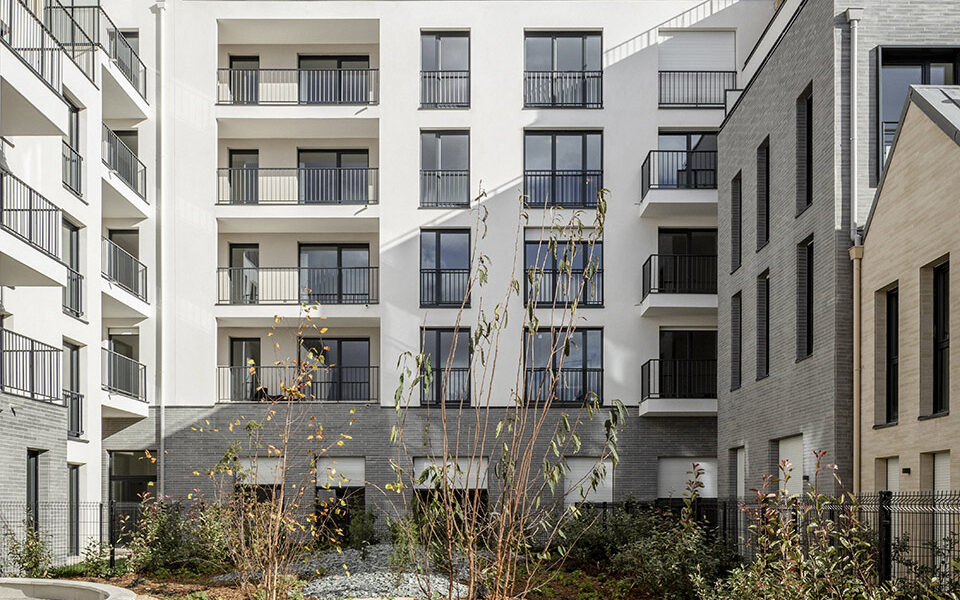 90 logements à Villejuif (94) - Cussac Architectes (75) - Kaufman & Broad (92) - Emerige (75) - 1580 m² de Plaquettes BlocStar Ac19