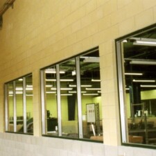 AGEI Architecture à Melun (77000) / Usine Framatome à Epernon (28) - Blocs ELCO Acoustiques