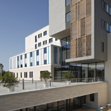1.800 m² Briques BlocStar Am90 Parement Ton Pierre 2/3 parement lisse et 1/3 parement clivé1.800 m² Briques BlocStar Am90 Parement Ton Pierre 2/3 parement lisse et 1/3 parement clivé