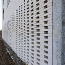 Bukolia à Cornebarieux (31) - Rahael Gabrion Architecture (75) ADN Patrimoine (31) - 800 m² Plaquettes Ac19 & Briques BlocStar AmR210