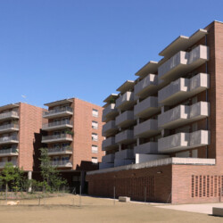 4200m² Plaquettes BlocStar Ac19, Briques Am70 & AmR210 Les Fenetras à Toulouse (31) Taillandier Architectes (31) – Toulouse Habitat (31) – 4200m² Plaquettes BlocStar Ac19, Briques Am70 & AmR210 – Moucharabiehs