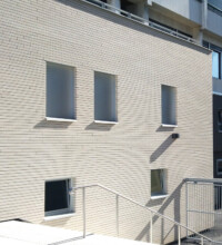 Réhabilitation La Dalle Orix à Choisy-le-Roi - S'Pace Architecture (94) Réhabilitation Centre Ville à Choiy-le-Roi "la Dalle Orix" / Agence AMA ARCHITECTURE S'PACE - BRIQUES BlocStar As100 à Montage à Sec