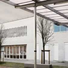 Collège Léon Cazeneuve à Isle en Dodon (31) - C+2B Architecture (31) - 2500 m² de Briques BlocStar Am90