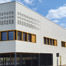 Collège, gymnase à Orléans (45) – Archi5 Prod (93) – 2500m² Briques BlocStar AmR70 Lisses et Clivées