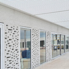 Opération Port Haliguen à Quiberon (56) - DDL Architecte (56) - Compagnie des ports du Morbihan - 840 m² de briques béton BlocStar AmR70, AmR90 et AmR180