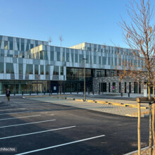 Siège du Crédit agricole Centre Ouest dit « CACO » à Limoges (87) – AIA Architectes (69) + BVL Architectes (87) – 1063m² de Briques Béton BlocStar AmR70& Am90 en hauteur 10 Siège du Crédit agricole Centre Ouest dit « CACO » à Limoges (87) – AIA Architectes (69) + BVL Architectes (87) – 1063m² de Briques Béton BlocStar AmR70& Am90 en hauteur 10