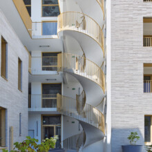 Logements Ilots G2 à Nantes (44) – Tectone architecture (75) & Tact Architectes (44) – CDC Habitat & GHT Coopérative (44) – 4200 m² de briques BlocStar Am90 Lisses & Clivées et Am180 – Equerre d’Argent 2020